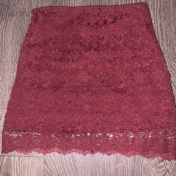 Skirt - Picture 1 of 1